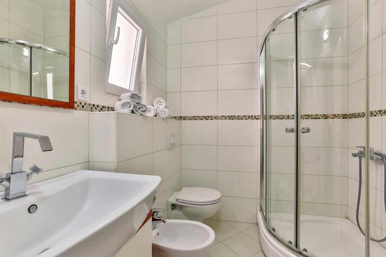 Zelen Lux Apartment Sutomore Ngoại thất bức ảnh