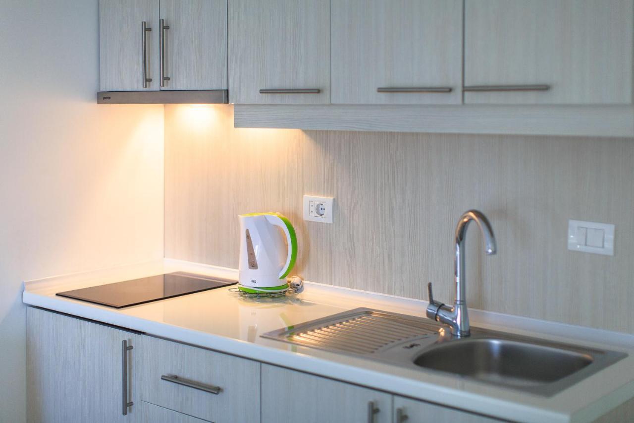 Zelen Lux Apartment Sutomore Ngoại thất bức ảnh