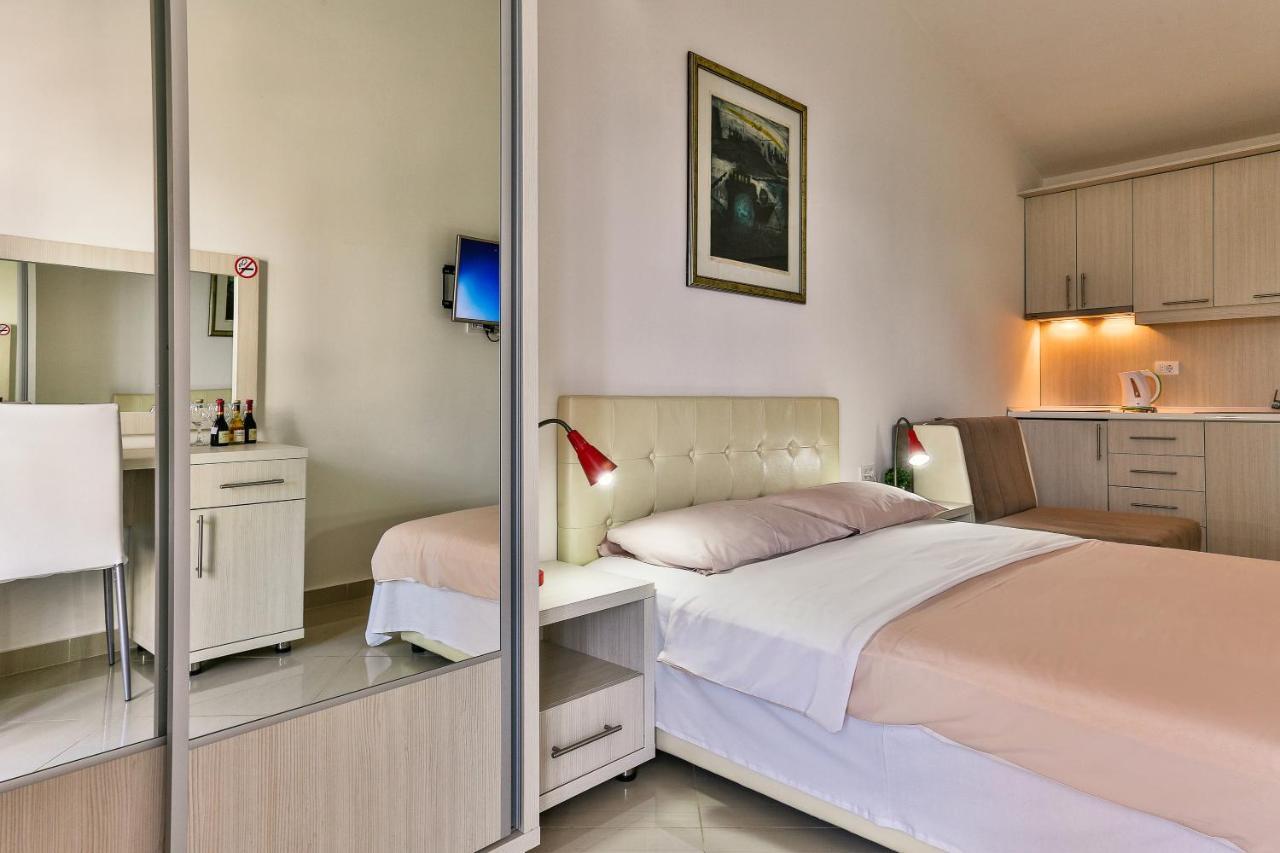Zelen Lux Apartment Sutomore Ngoại thất bức ảnh